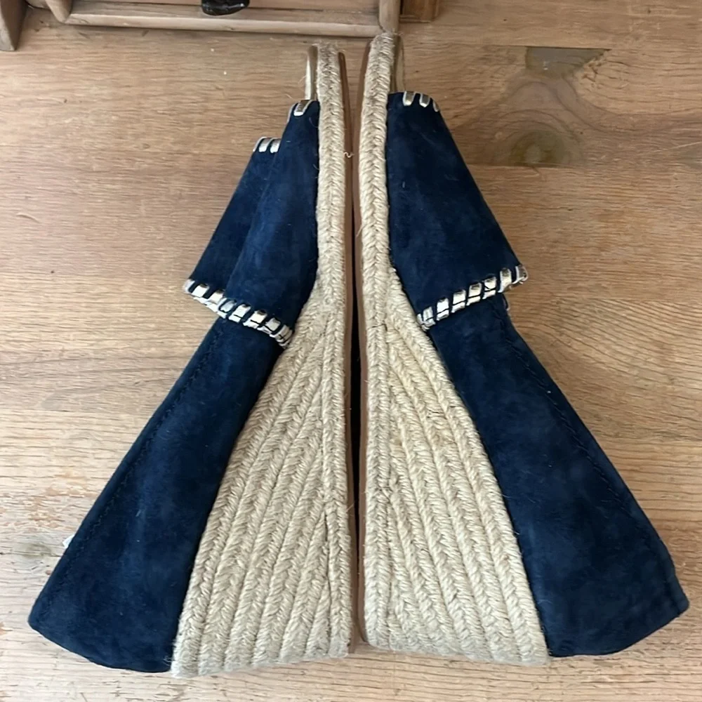 Jack Rogers Palmer Wedge Espadrilles Blue Suede Gold Trim Size 10 Peep Toes